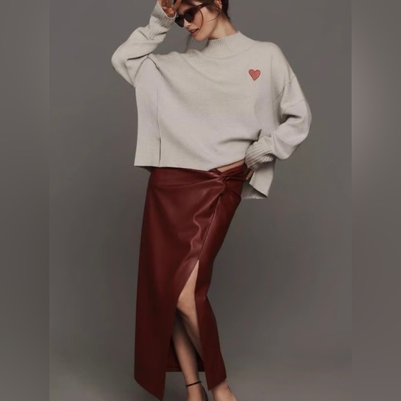 Maeve Sweaters - Anthropologie by Maeve The Logan Turtleneck Gray Sweater with red heart Size M